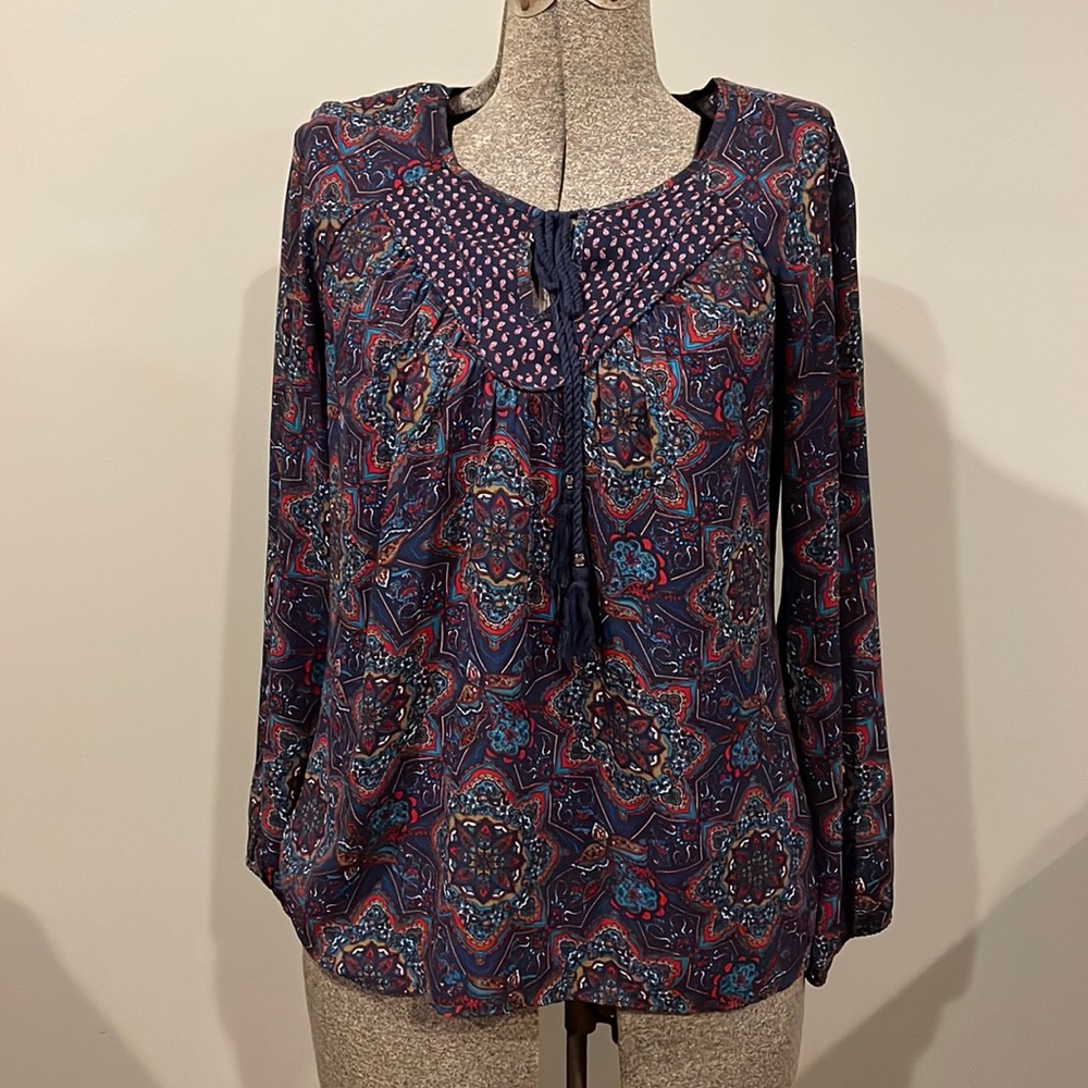 Dr2 blouse